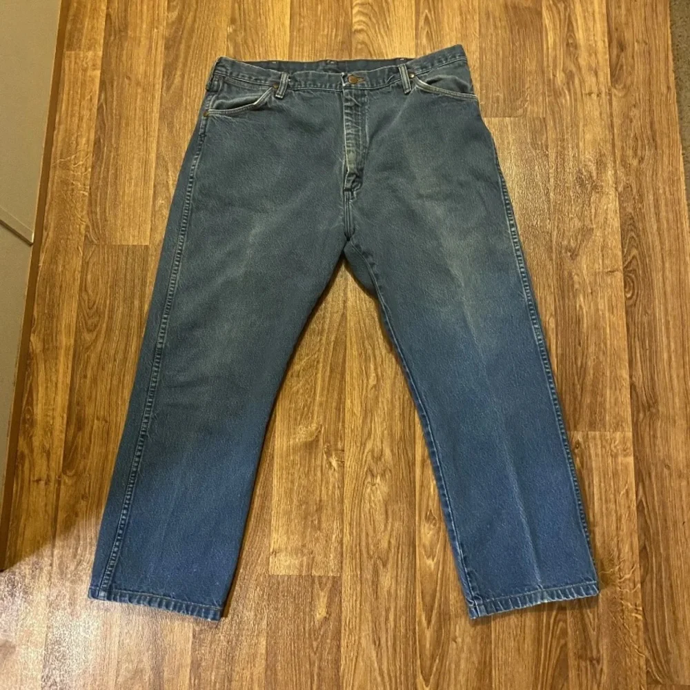 Vintage Wrangler‎ Cowboy Cut Jeans Western Blue Denim Made In USA 38x30